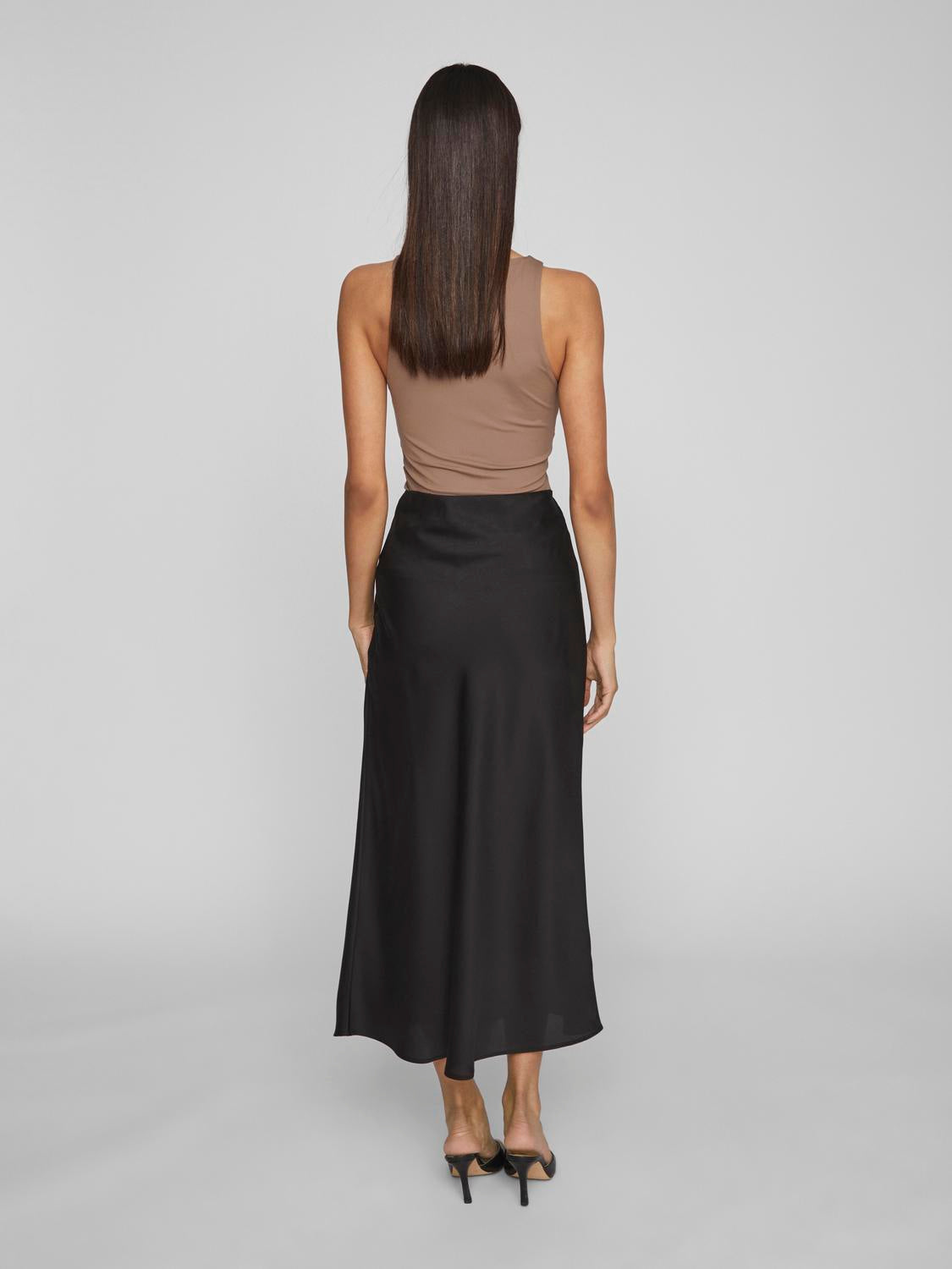 VIELLETTE Long Skirt - Black